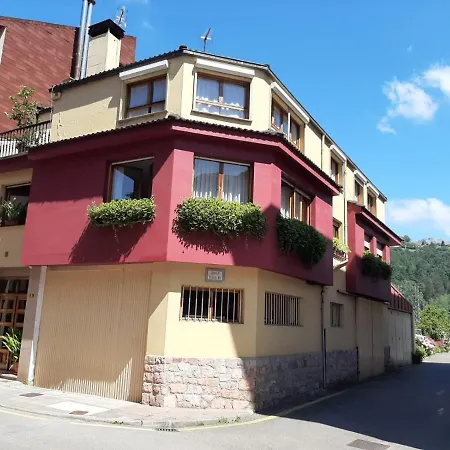 Isabel 2 Llaves Lägenhet Arriondas