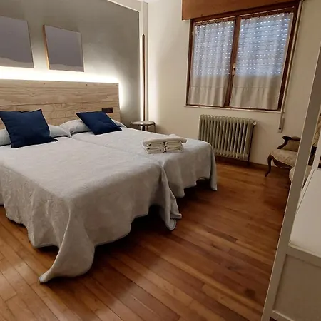 Isabel 2 Llaves Arriondas