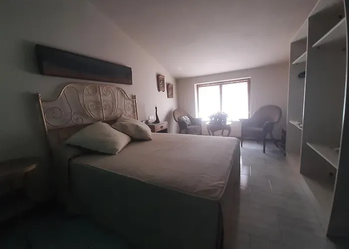 Isabel 2 Llaves Les Arriondes