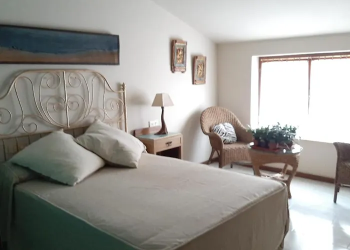 Isabel 2 Llaves Apartment