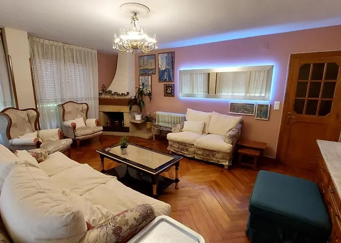 Isabel 2 Llaves Apartment