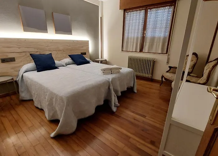 Isabel 2 Llaves Les Arriondes